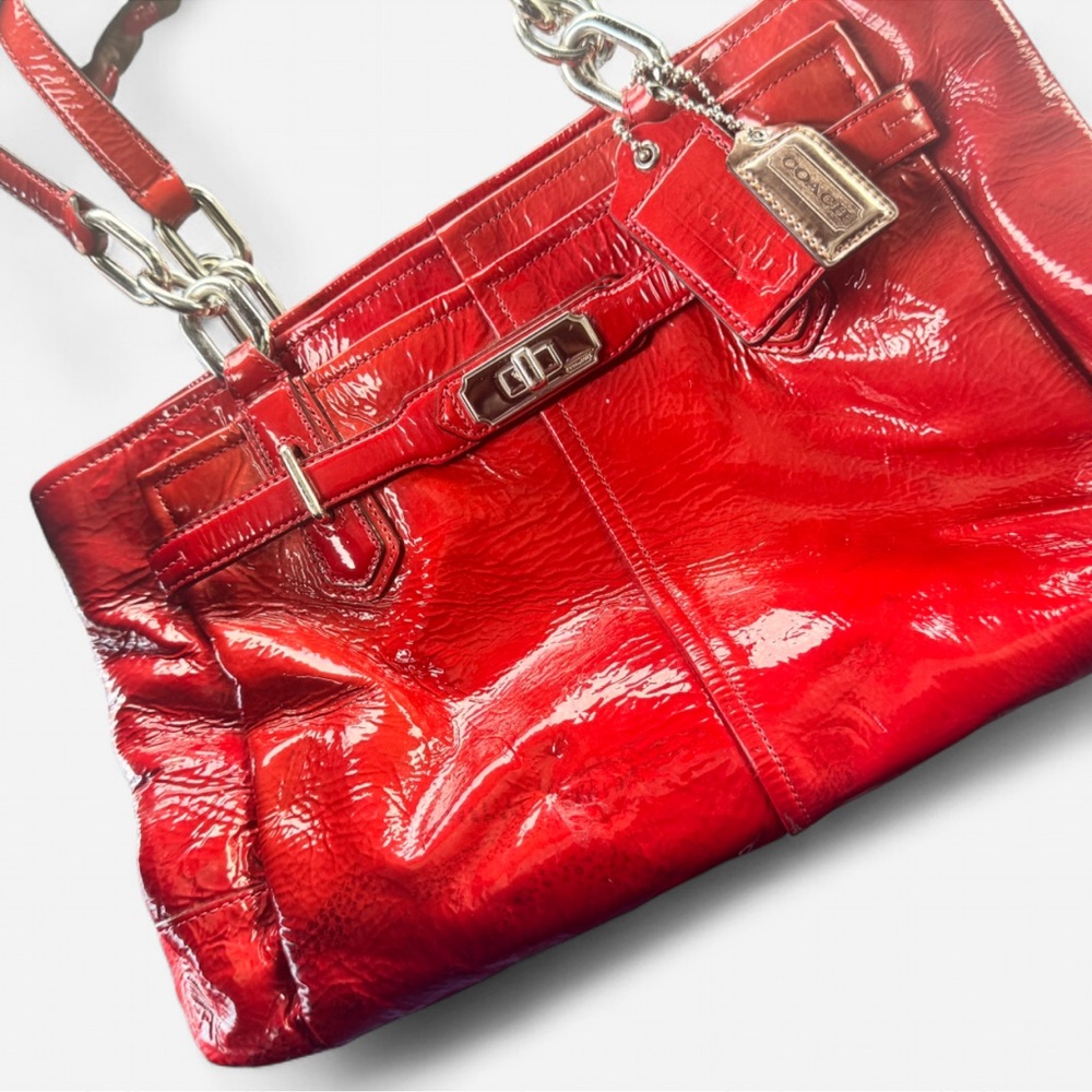 Vintage Coach Chelsea Jayden Cherry Red Crinkle Patent Leather Tote 18960 Y2K